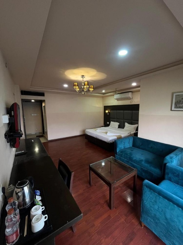 Hotel Saiprakash image 6